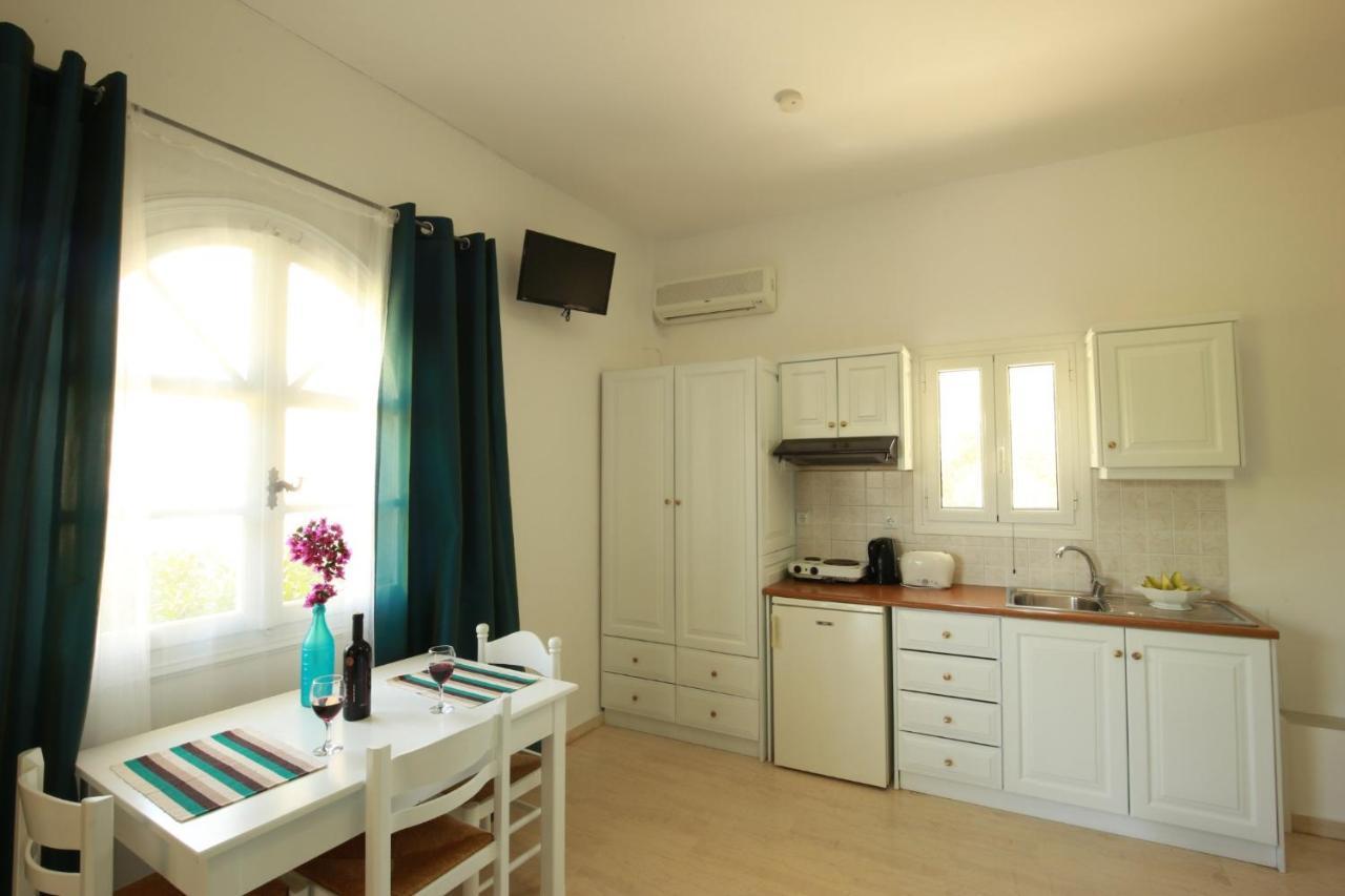 Athina Apartments Stoupa Ngoại thất bức ảnh