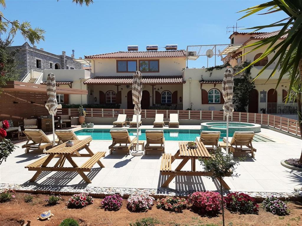 Athina Apartments Stoupa Ngoại thất bức ảnh